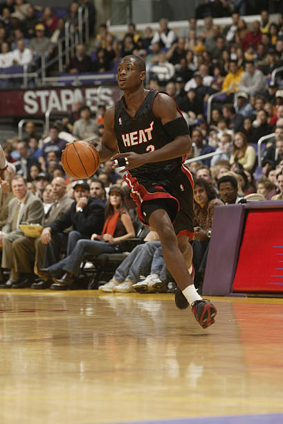 官方：2026女乙联赛将由足协和学体联共办，1月4日前预报名（2026女乙联赛由足协与学体联联合举办，预报名截止1月4日）