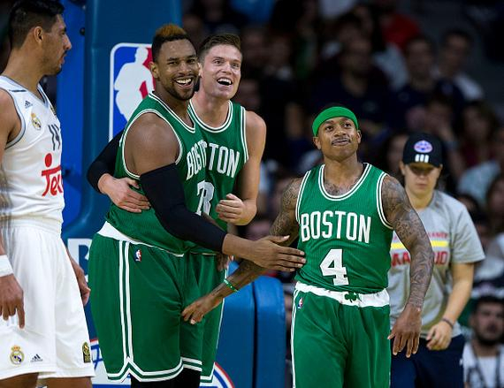 状态不错！三球半场三分6中3拿到13分4助（手感在线！三球半场三分6投3中，砍下13分4助攻）