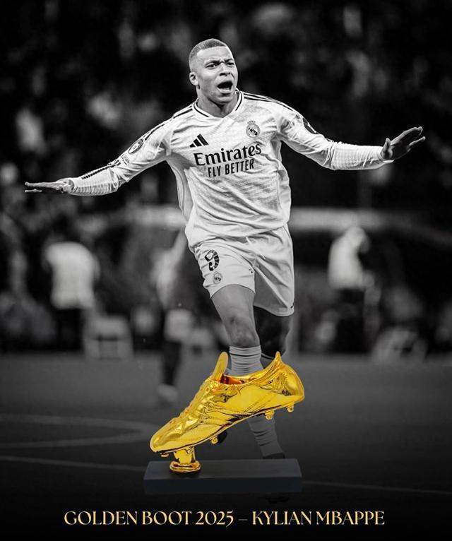 发疯了？里沙利松掐埃基蒂克脖子、推索博、肘击弗林蓬，均未染黄（里沙利松连出粗暴动作：掐埃基蒂克、推索博、肘击弗林蓬仍未吃黄牌）