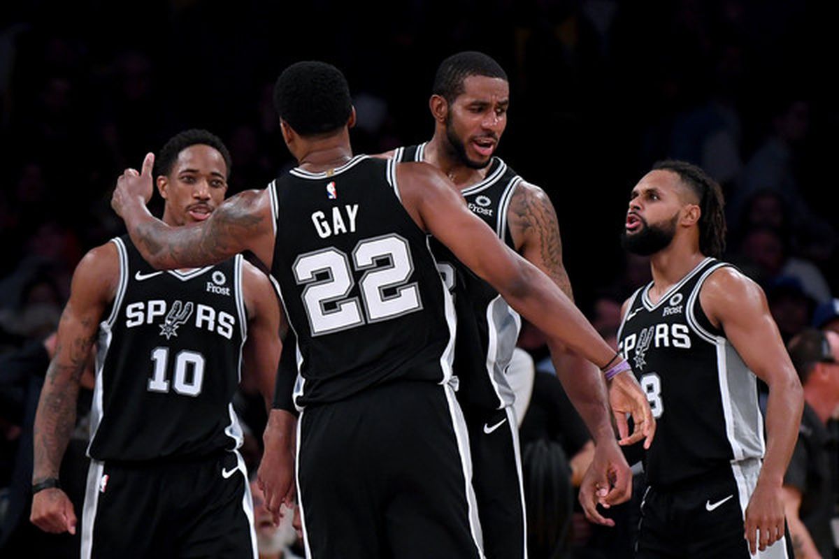 足球TOP：制造100粒进球最快的十大球星！C罗梅开二度！（足球榜单：最快制造100球的十位球星，C罗梅开二度！）