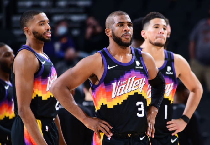 2025中超大结局：海港夺冠，申花亚军，梅州、亚泰降级（2025中超收官：海港问鼎，申花获亚军，梅州与亚泰降级）