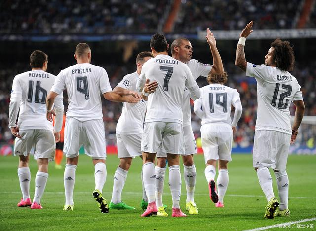 西班牙足协官方：皇马对赫伊森黄牌的上诉被驳回（西班牙足协通报：驳回皇马对赫伊森黄牌的申诉）