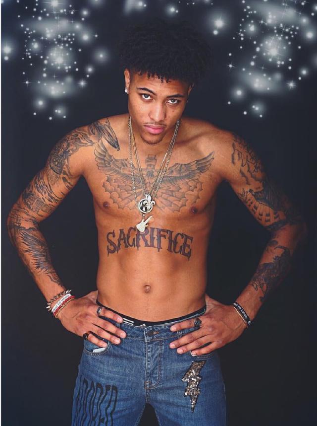 TyC名记：皇马已经告知尼科-帕斯，他们想在冬窗将其回购（TyC记者：皇马已通知尼科-帕斯，计划在冬窗回购他）