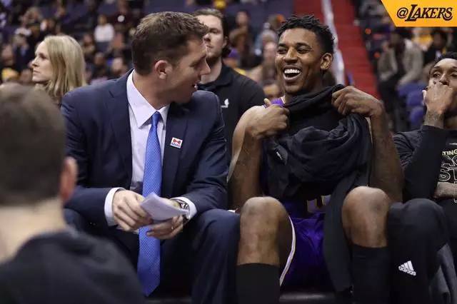 意甲11月最佳球员候选：迈尼昂、劳塔罗、瓦尔迪入选（意甲11月最佳球员提名出炉：迈尼昂、劳塔罗、瓦尔迪上榜）