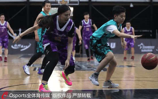 斯潘塞：重回勇士因真心想在科尔手下打球，和库里搭档很梦幻（斯潘塞谈重返勇士：只因想在科尔麾下效力，与库里并肩堪称梦幻）