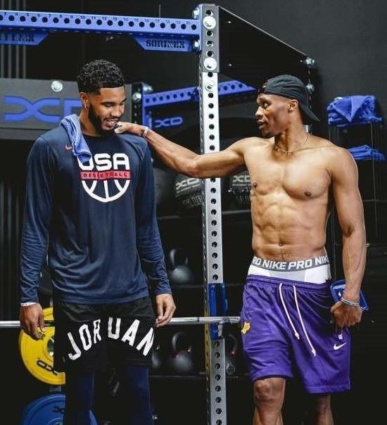 阿斯：国王杯到来以及迪亚斯回国家队，马斯坦托诺将重获机会（阿斯：国王杯将开打，迪亚斯回国家队，马斯坦托诺有望重获出场机会）