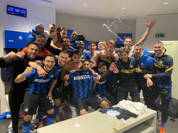 西多夫：当球员因任何原因感到受伤时，俱乐部应该迈出第一步（西多夫：球员不论何种原因受伤，俱乐部应率先采取行动）