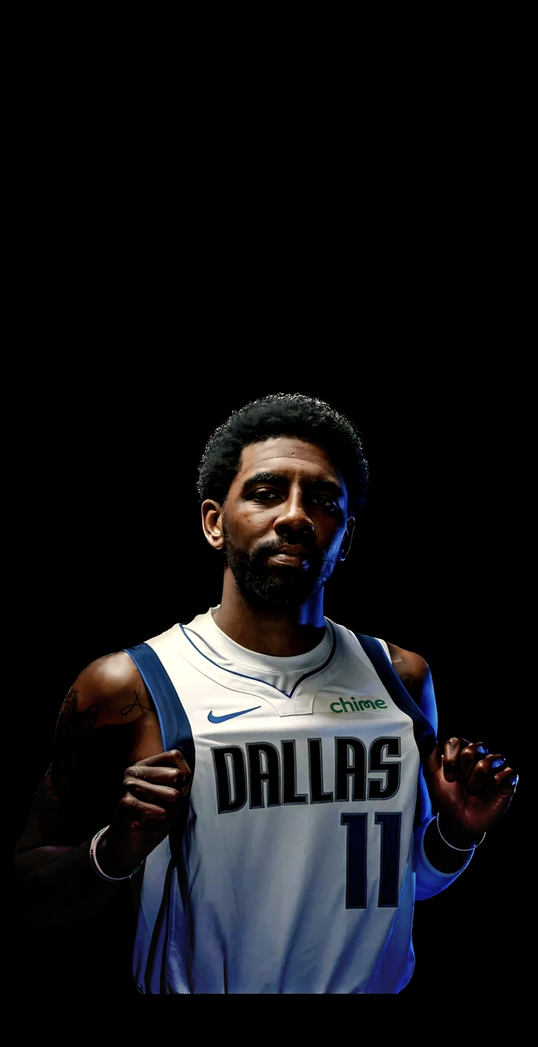 斯基拉：目前尤文从未考虑出售戴维，俱乐部依然对他充满信心（斯基拉：尤文至今无意放走戴维，俱乐部对他信心不减）